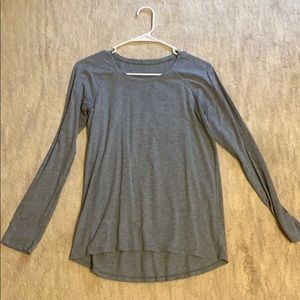 Lululemon long sleeve gray top